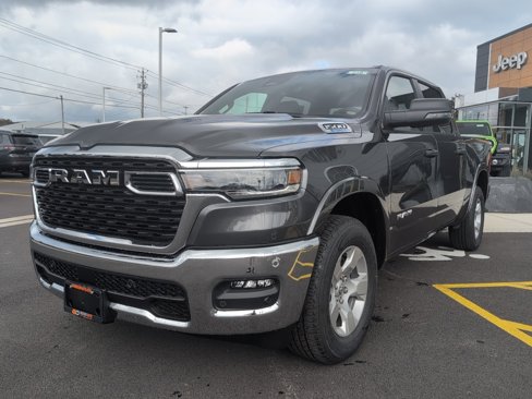 New 2025 RAM 1500 4x4 Crew Cab image 3