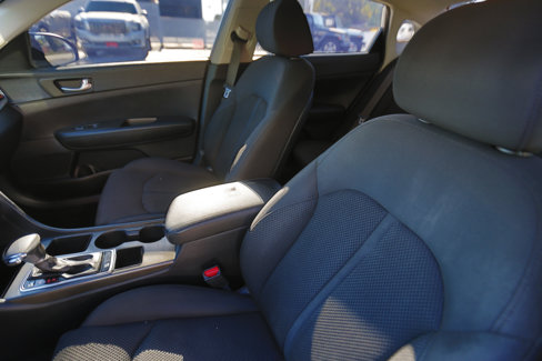 Used 2019 Kia Optima LX image 5