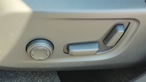 New 2026 Volvo XC40 B5 Plus w/ Climate Package image 11