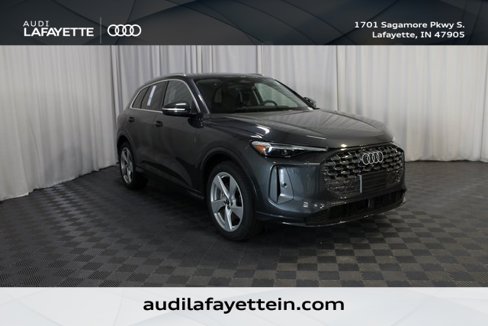 New 2025 Audi Q5 Prestige image 1