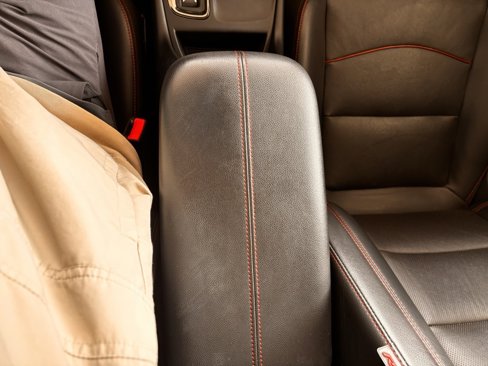 Used 2022 Chevrolet Equinox RS w/ RS Leather Package image 23