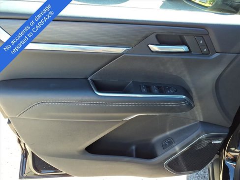 Used 2025 GMC Acadia Elevation image 16