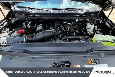 Used 2025 Ford F250 XL image 8