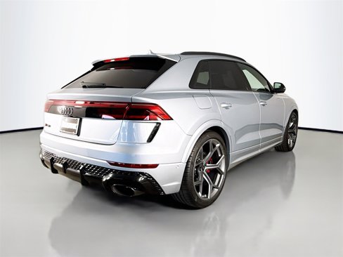 New 2025 Audi RS Q8 performance image 7