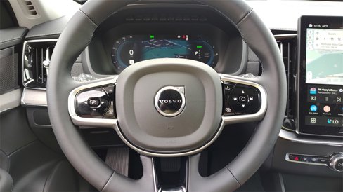 New 2025 Volvo XC90 T8 Plus w/ Protection Package Premier image 15
