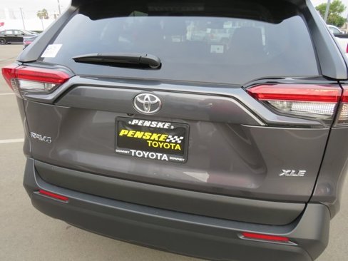 New 2025 Toyota RAV4 XLE image 12