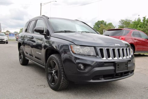 Used 2014 Jeep Compass Sport image 8