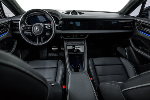 New 2025 Porsche Macan Turbo Electric image 15