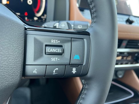 New 2026 Nissan Rogue Platinum image 11