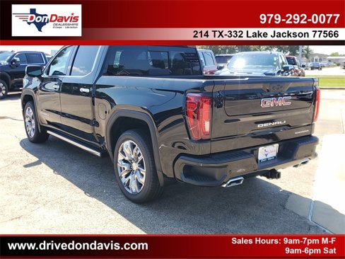 New 2026 GMC Sierra 1500 Denali w/ Denali Reserve Package image 5