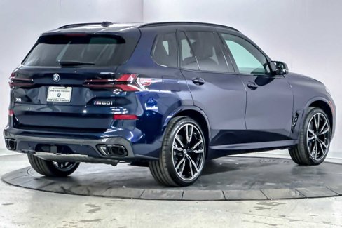 New 2026 BMW X5 M60i image 2