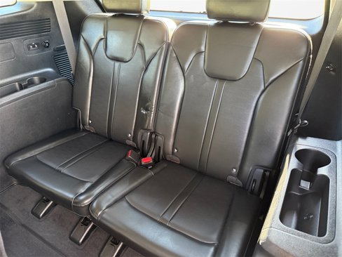 Used 2024 Kia Sorento S image 16