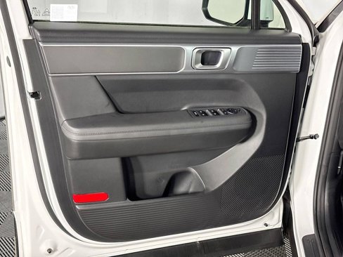 Used 2025 Hyundai Santa Fe SEL image 10