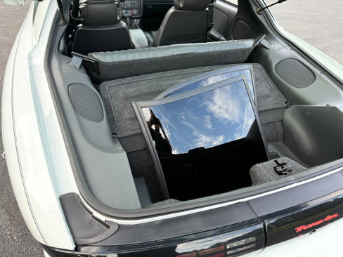 Used 1995 Pontiac Firebird Coupe image 28