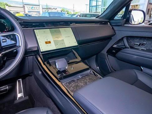 New 2025 Land Rover Range Rover Sport Autobiography image 23