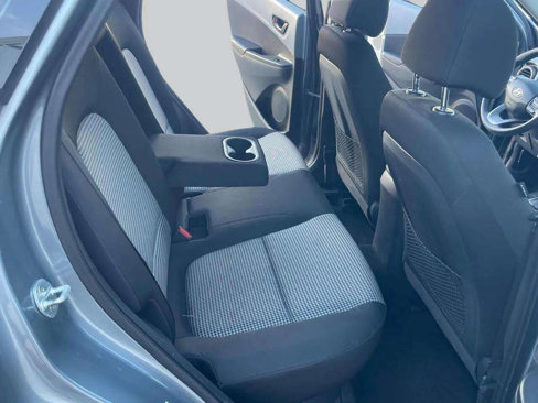 Used 2020 Hyundai Kona SE image 19