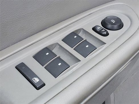 Used 2013 Chevrolet Traverse LS image 11