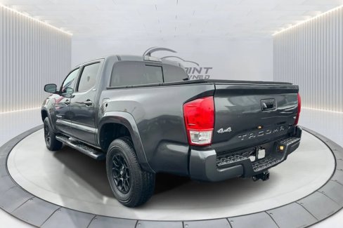 Used 2022 Toyota Tacoma SR5 image 5