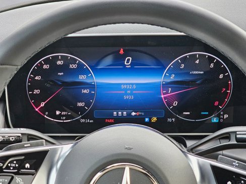 Certified 2025 Mercedes-Benz GLC 300 4MATIC image 33