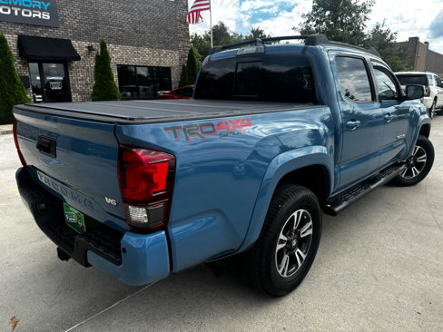 Used 2019 Toyota Tacoma TRD Sport image 5