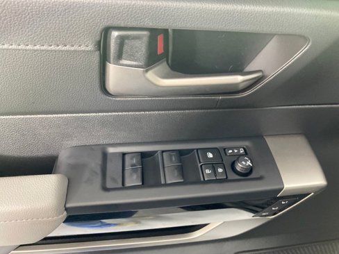 New 2025 Toyota Tundra Limited image 12