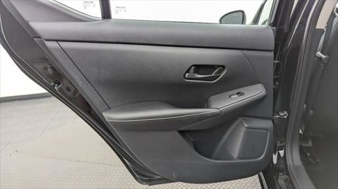 Used 2025 Nissan Sentra SV image 16
