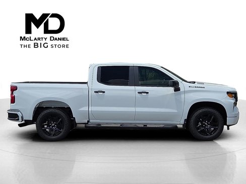 New 2026 Chevrolet Silverado 1500 Custom w/ Turbomax Blackout Package image 6