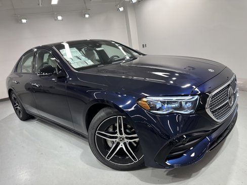 New 2026 Mercedes-Benz E 350 4MATIC Sedan image 8