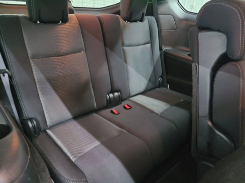 Used 2019 Nissan Pathfinder S image 38