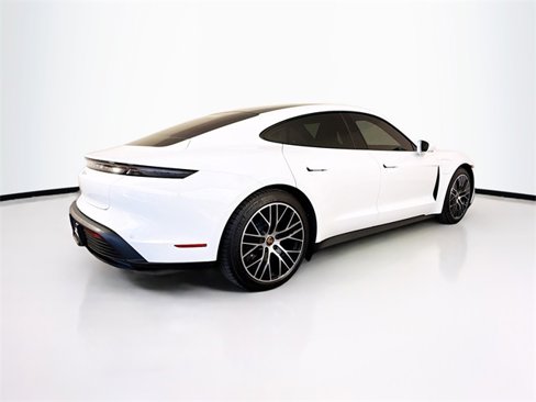 Certified 2023 Porsche Taycan image 9