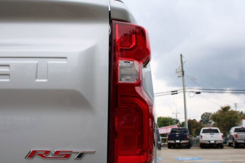 Used 2020 Chevrolet Silverado 1500 RST image 18