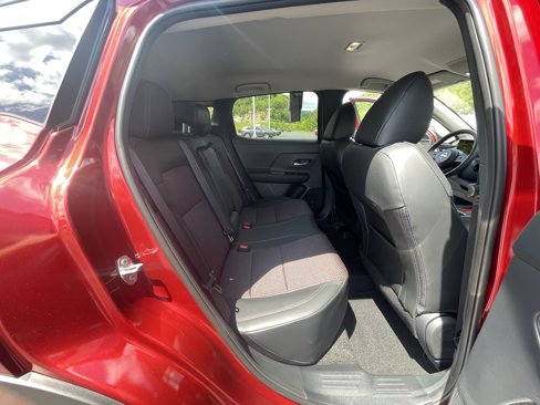 Used 2025 Nissan Kicks SR w/ Illumination Package image 23