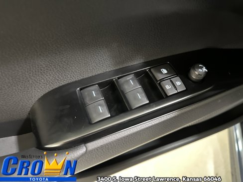 New 2026 Toyota Camry SE image 18