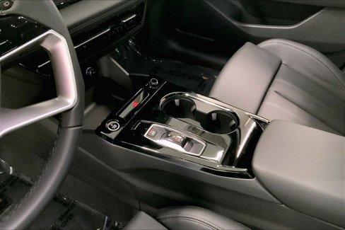 New 2025 Audi Q6 e-tron Premium Plus image 16
