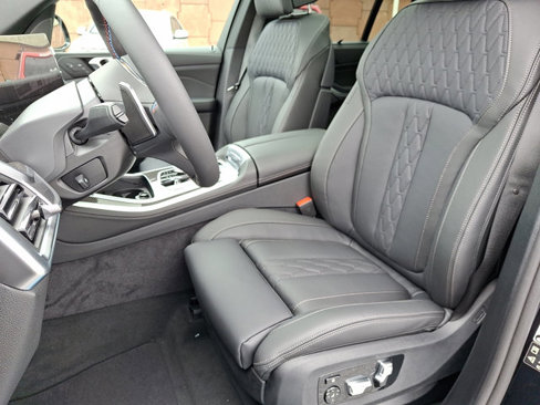 New 2026 BMW X5 M60i image 9