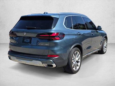 Used 2024 BMW X5 xDrive40i w/ Parking Assistance Package image 4