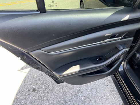 Used 2023 MAZDA MAZDA3 s image 18