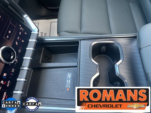 Used 2024 GMC Acadia AT4 w/ Luxury Package image 15