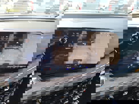 New 2025 Chevrolet Tahoe Premier image 13