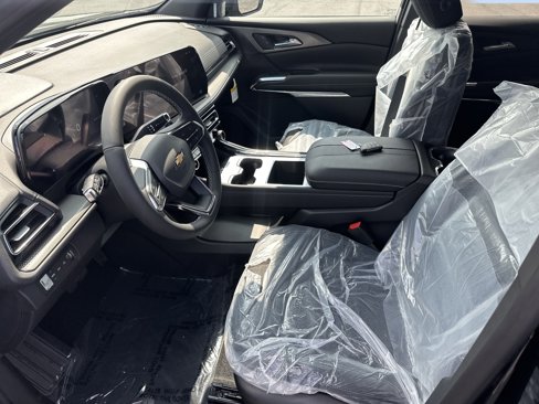 New 2026 Chevrolet Traverse LT w/ Driver Confidence Package image 8