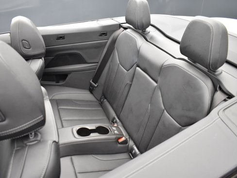 Used 2024 BMW M440i Convertible w/ Premium Package image 10