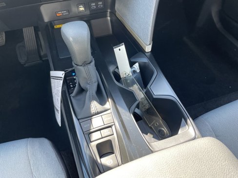 New 2026 Toyota Camry LE image 16