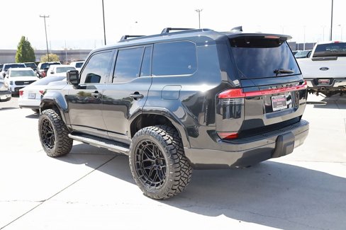 Used 2025 Lexus GX 550 w/ Accessory Package (Z1) image 4