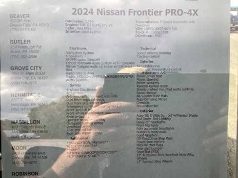 Used 2024 Nissan Frontier PRO-4X w/ Pro Premium Package image 15