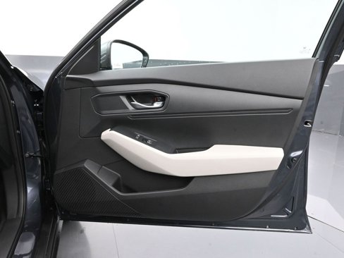 New 2025 Honda Accord LX image 38