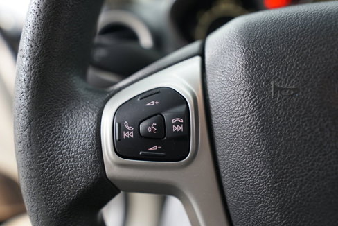Used 2013 Ford Fiesta SE image 19