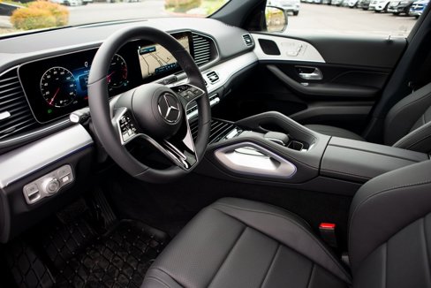Used 2025 Mercedes-Benz GLE 350 4MATIC image 19