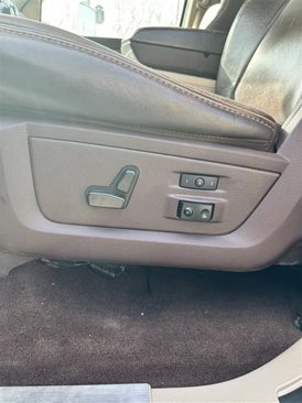 Used 2016 RAM 3500 Laramie Longhorn image 12