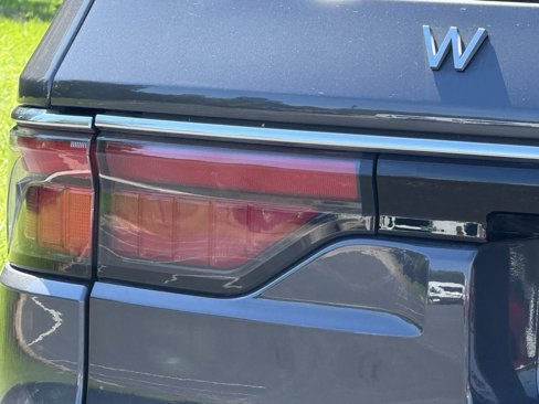Used 2024 Jeep Wagoneer L 4WD w/ Convenience Group I image 10