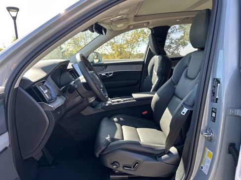New 2026 Volvo XC90 B6 Ultra image 13